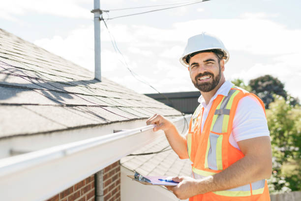 Best Roof Gutter Cleaning  in Lynden, WA